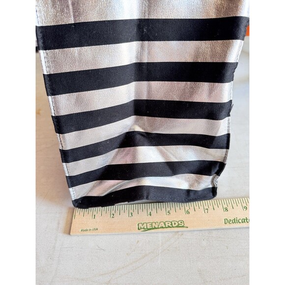 Victoria's Secret Black Metallic Sliver Weekender Bag Travel Vacation Beach Work - Picture 8 of 8